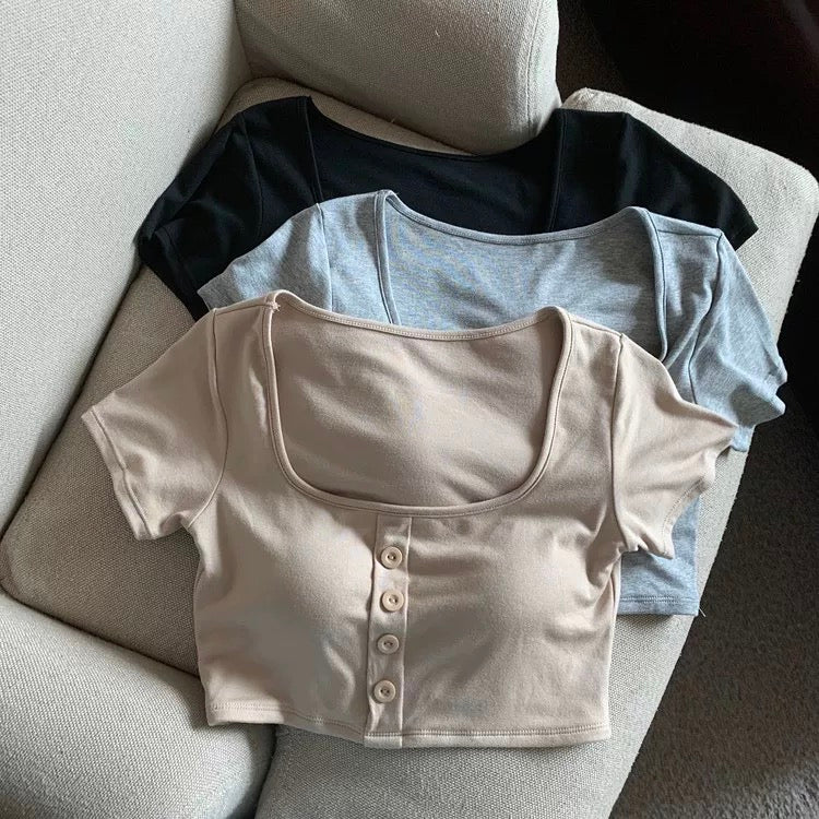 Nina Buttoned Built-In Bra Crop T-shirt